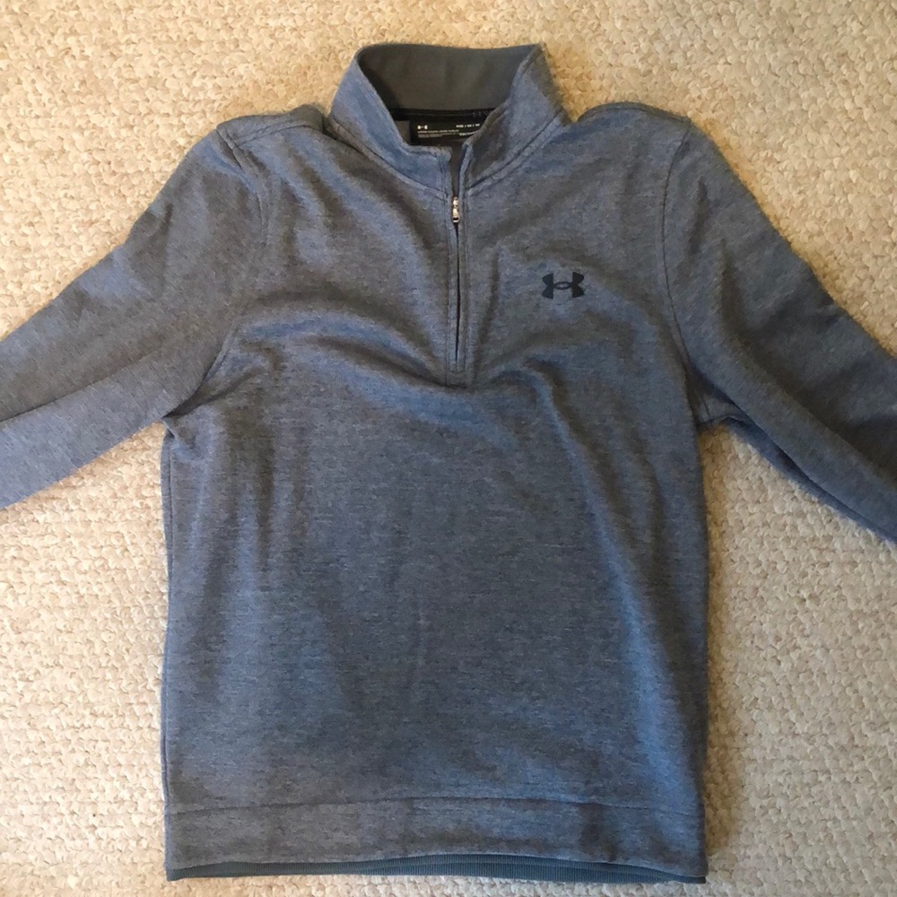 Under Armour Cold Gear. Grey Quarter Zip. Size Medium.